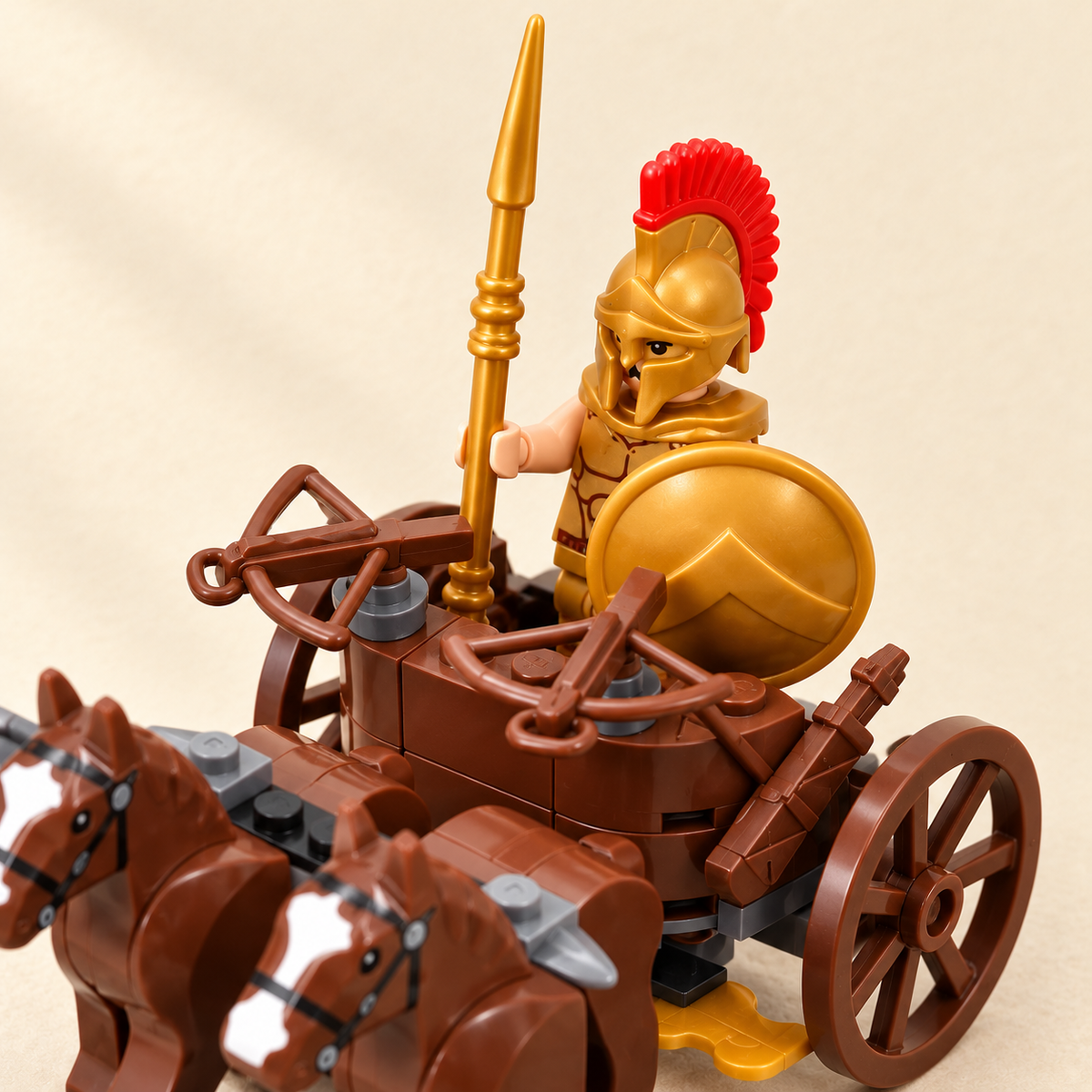 Gold-colored commander — Roman Chariot & Legion MOC Display Set