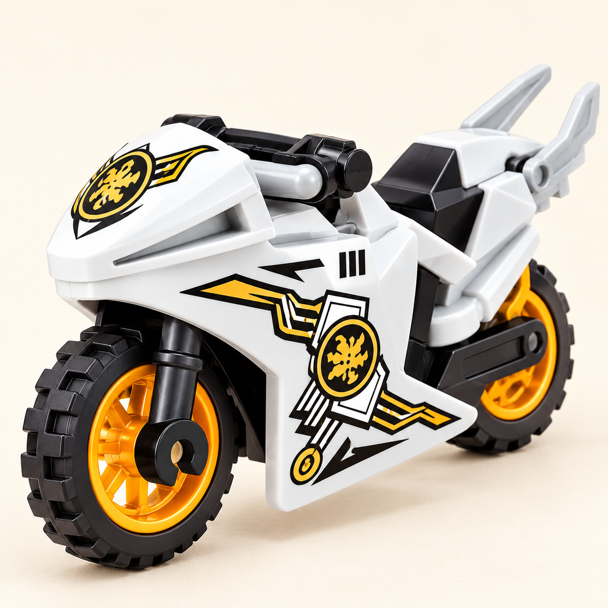 White motorcycle designs — Ninja Riders & Motorcycles MOC Set — 8 Figures & 8 Bikes