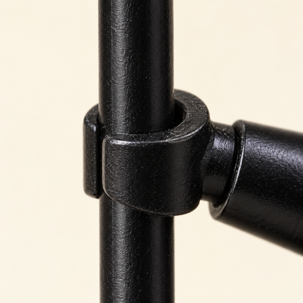 Black hand and spear shaft grip — Black Spear Guard MOC Minifigure Set — 5 Figures