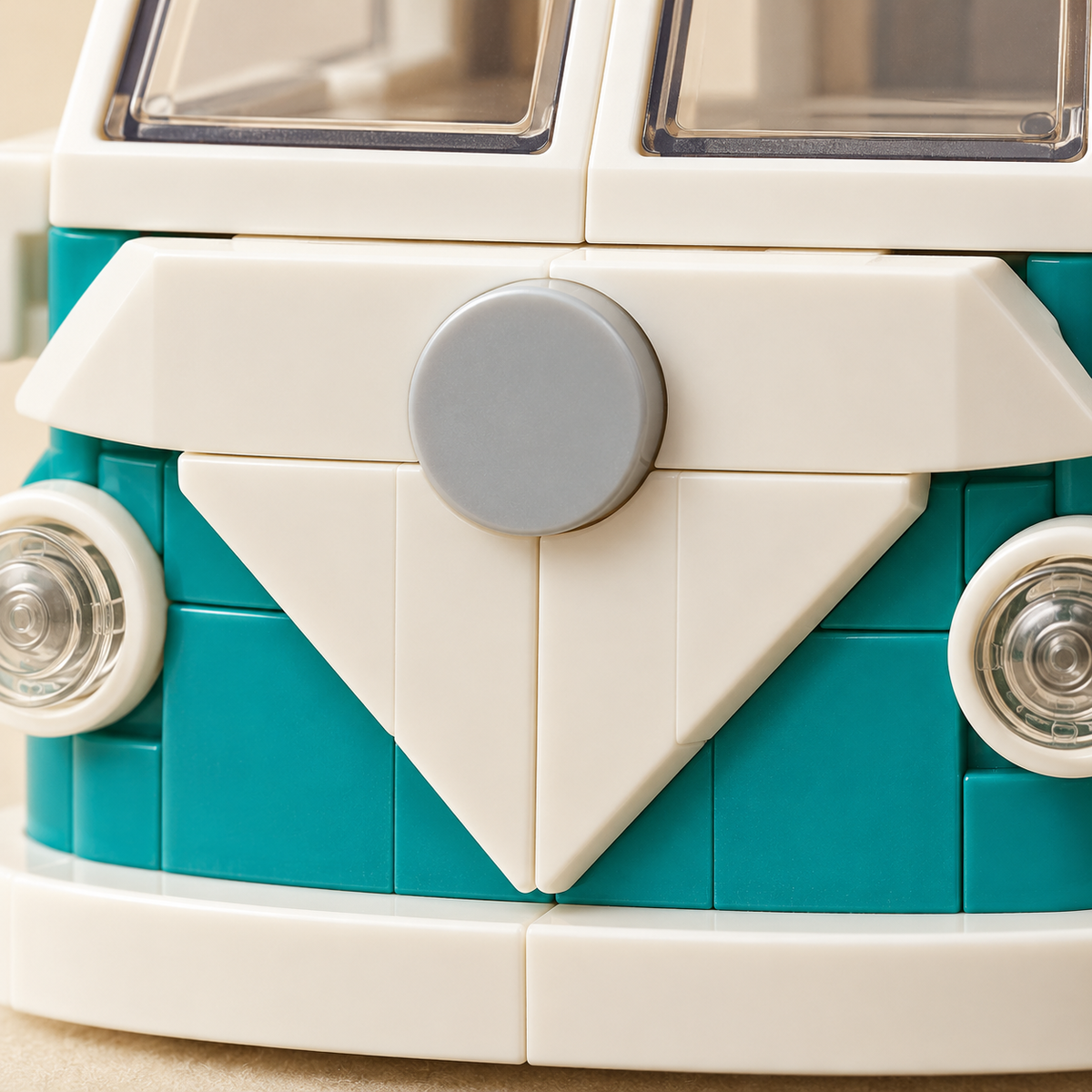 Front grille and round emblem — Camper Van & Minifigures MOC Building Set