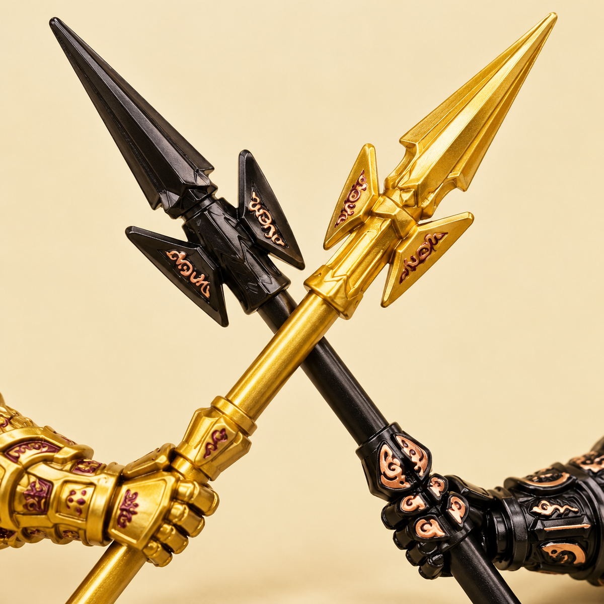 Miniature toy spears — Gold & Black Armored Knight MOC Set — 2 Figures