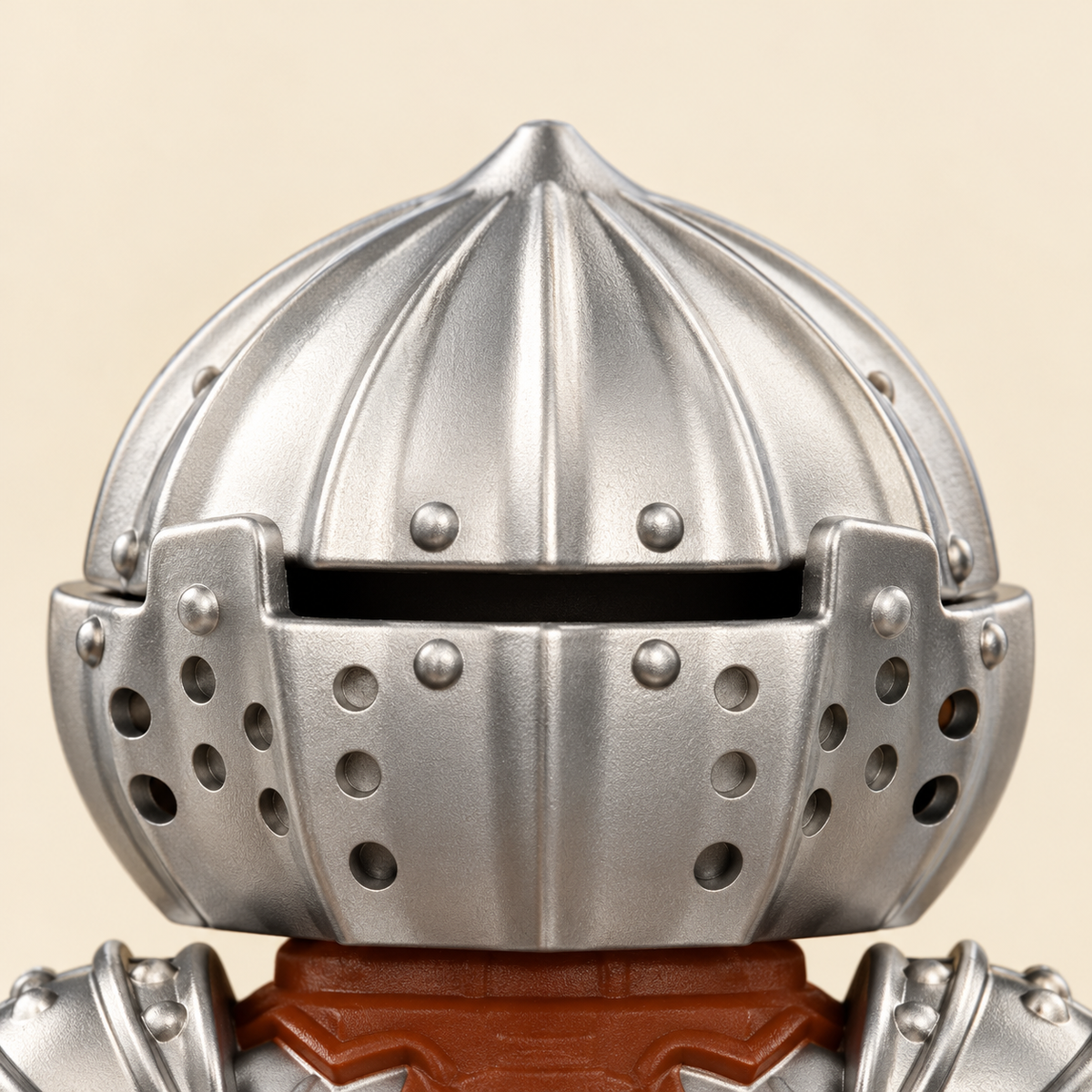 Rounded helmet and eye slit — Silver-Armored Sword Knight MOC Minifigure