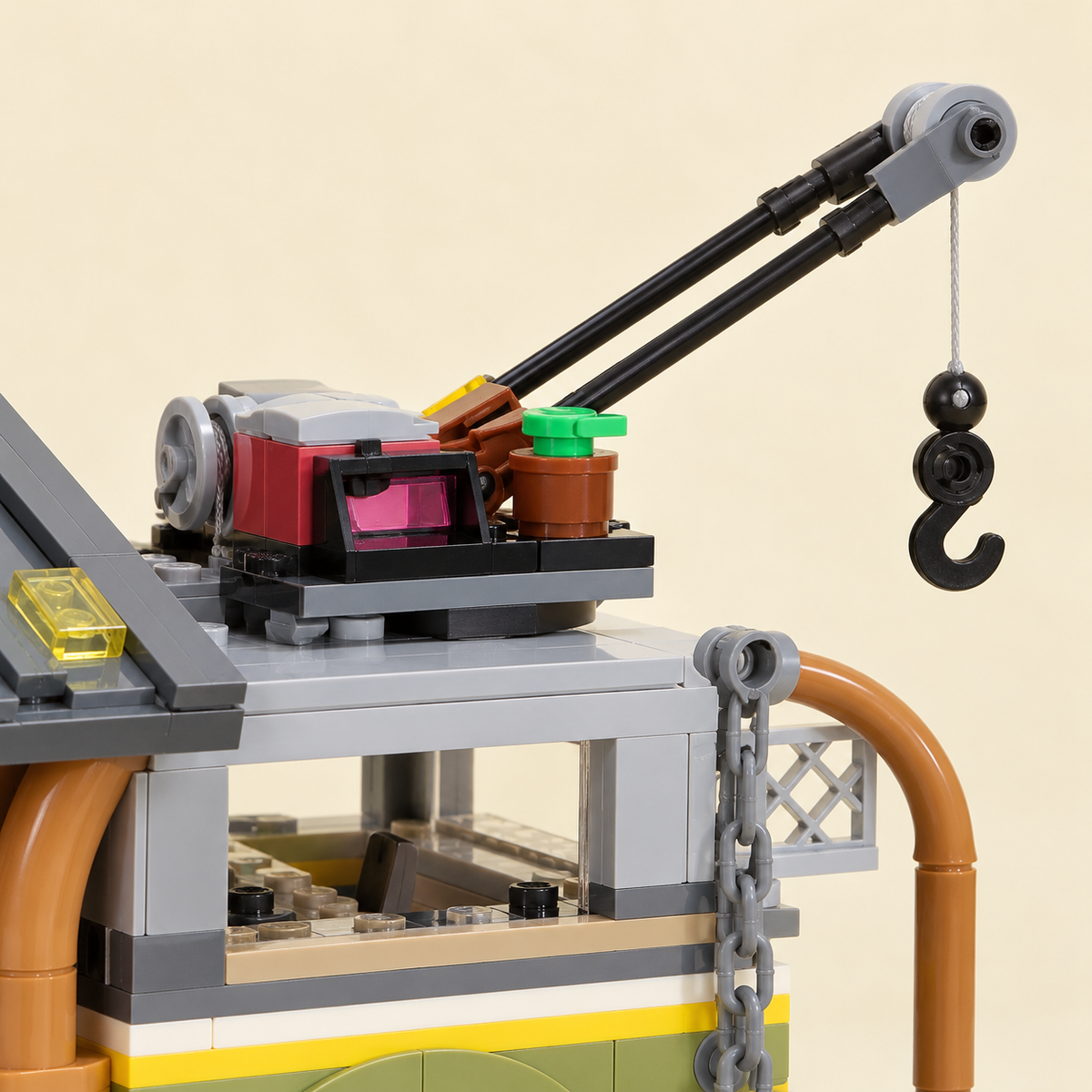 Crane and hook structure — Apocalypse Lab & Signal Station MOC Set — 10 Figures