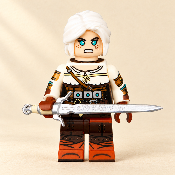Ivory Outfit Swordfighter MOC Minifigure