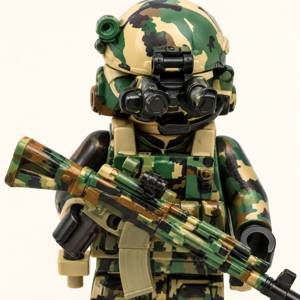 Green camouflage designs — Military Soldier Mini Figure Set — 8 Figures