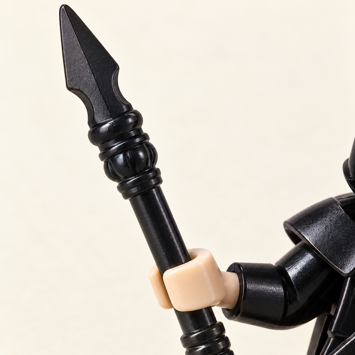Black toy polearms — Black-Armored Warrior Chariot MOC Display Set — 12 Figures