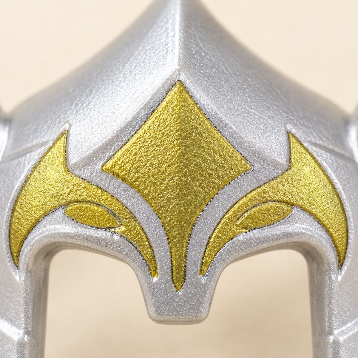 Gold helmet forehead marking — Winged-Helmet Silver Guard MOC Set — 21 Figures