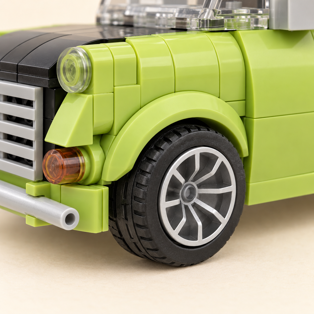 Wheel and tire designs — Lime Classic Car & Gold Figure MOC Building Set