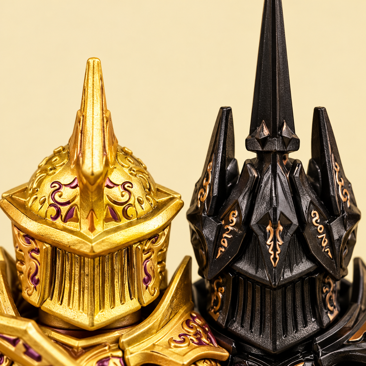 Contrasting helmet designs — Gold & Black Armored Knight MOC Set — 2 Figures