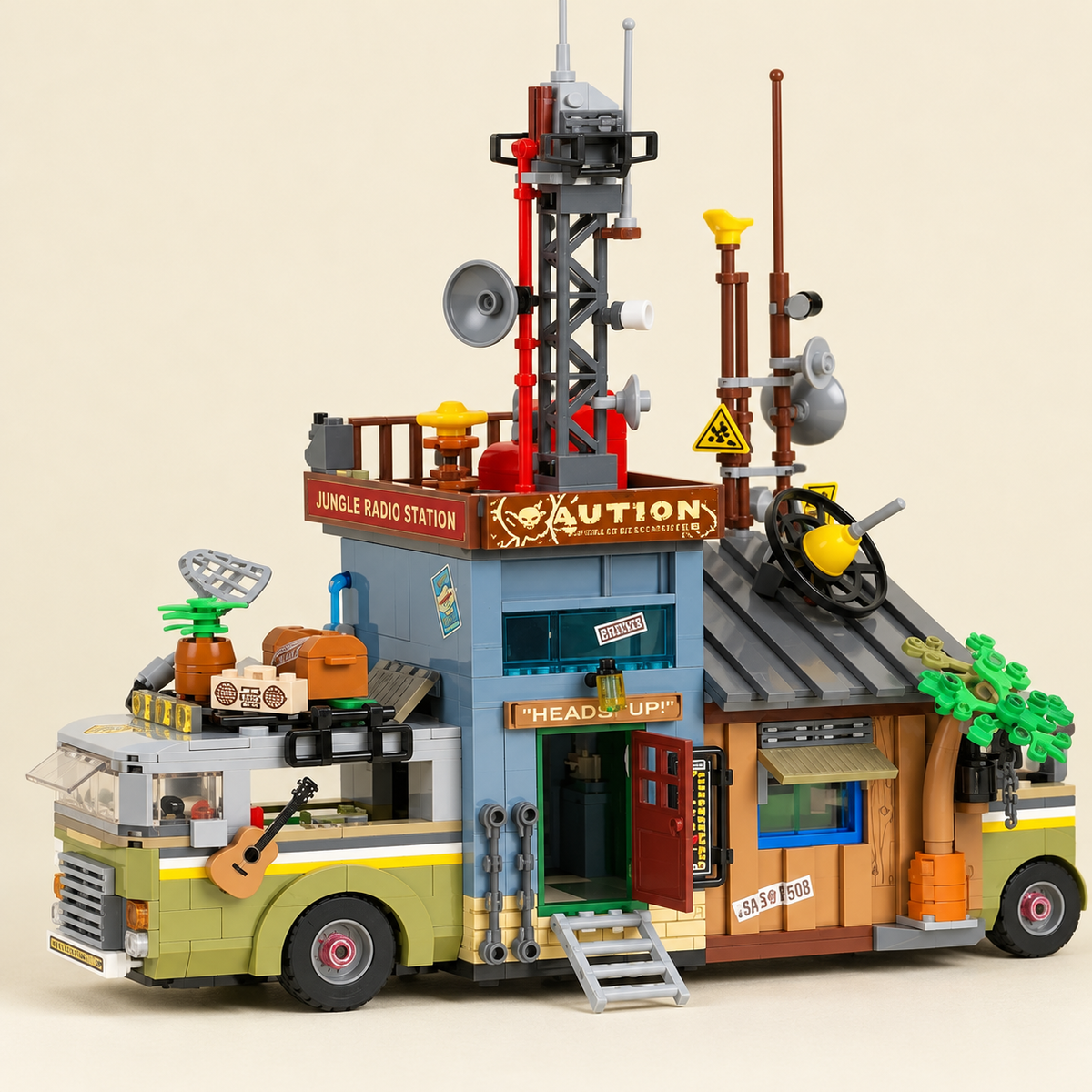 Vehicle-style station body — Apocalypse Lab & Signal Station MOC Set — 10 Figures
